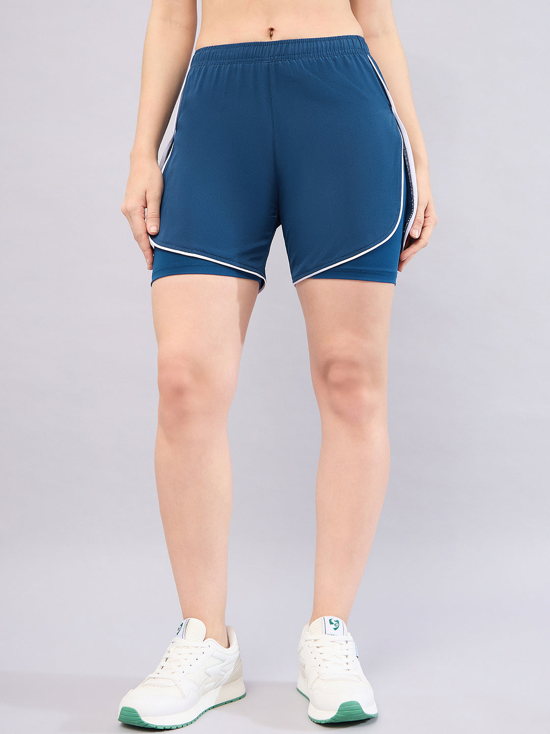 SG Women's H1WS8061 Shorts