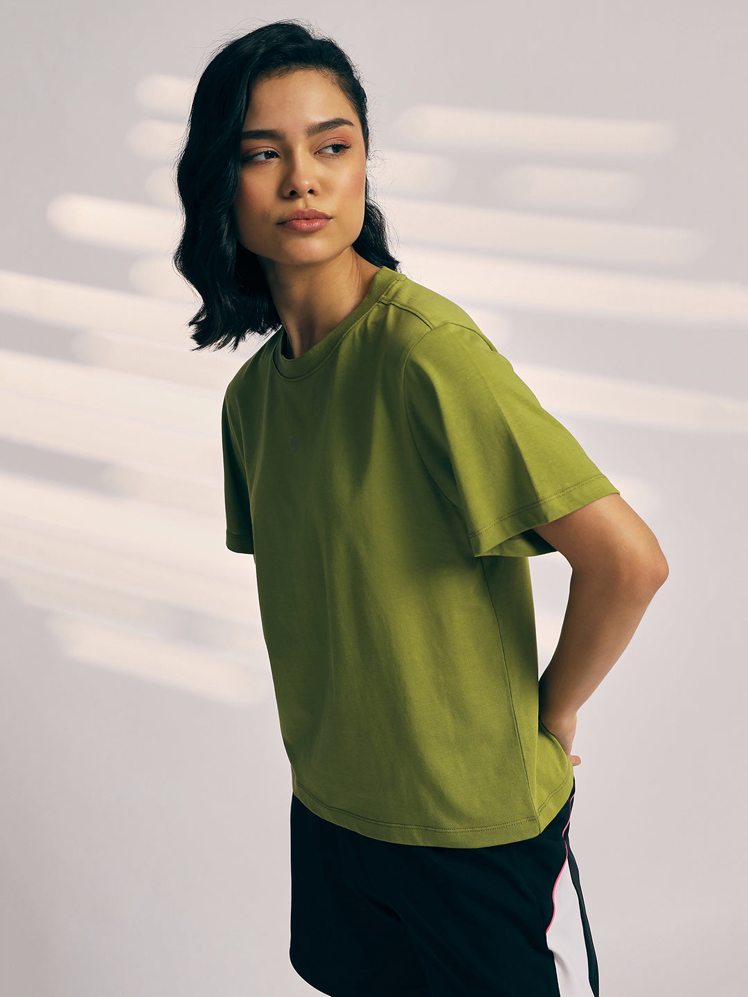 T-SHIRT WOMEN SG H3WT8299 OLIVE GREEN