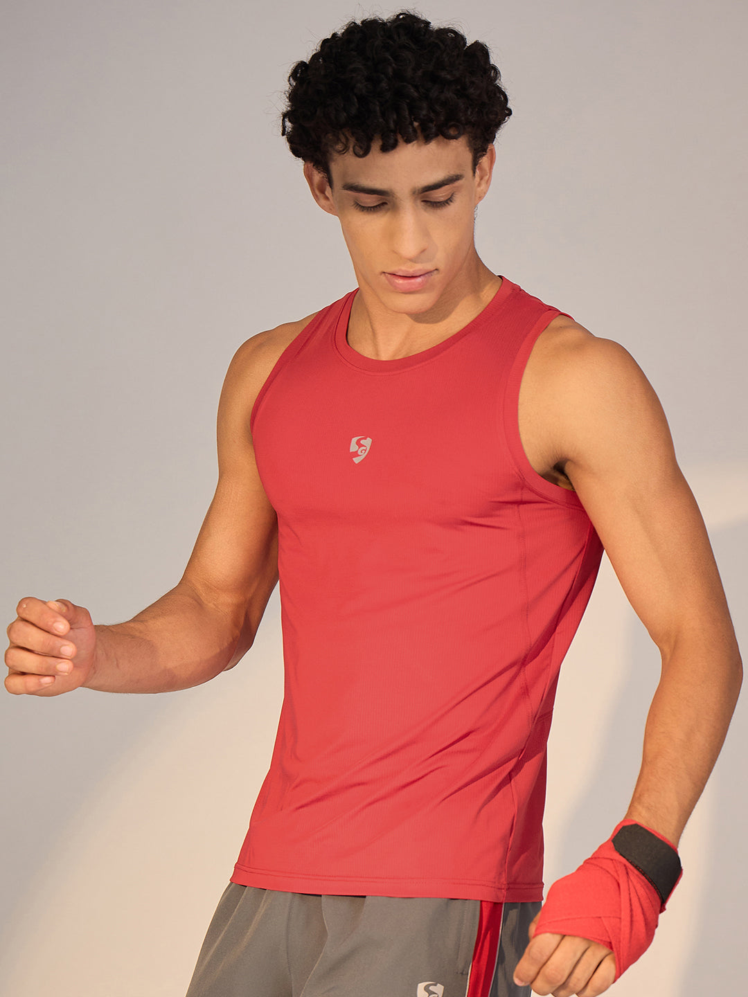 T.VEST MEN SG H3MV8202 RED