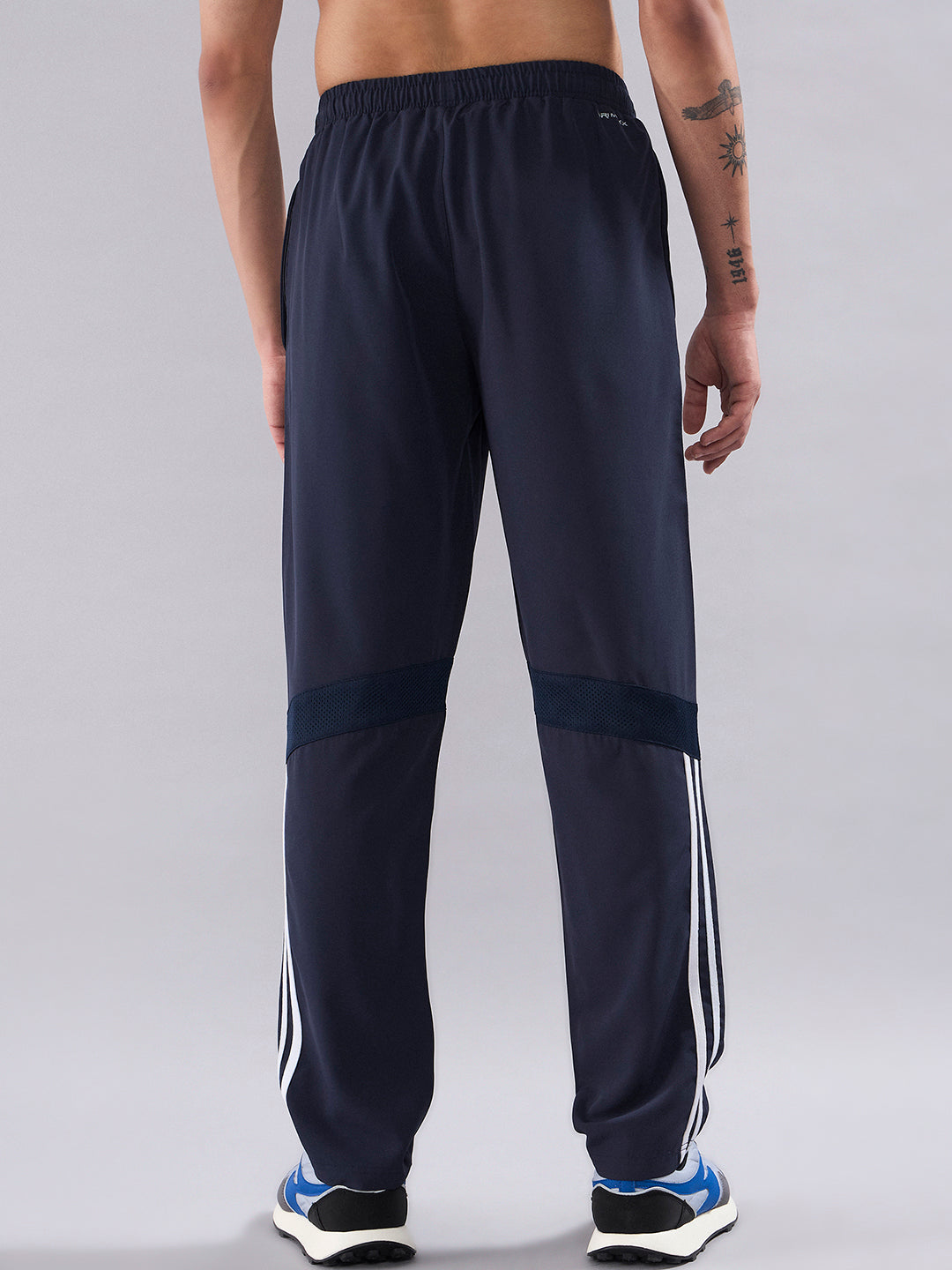 SG Men's H1MTP8158 Track Pant