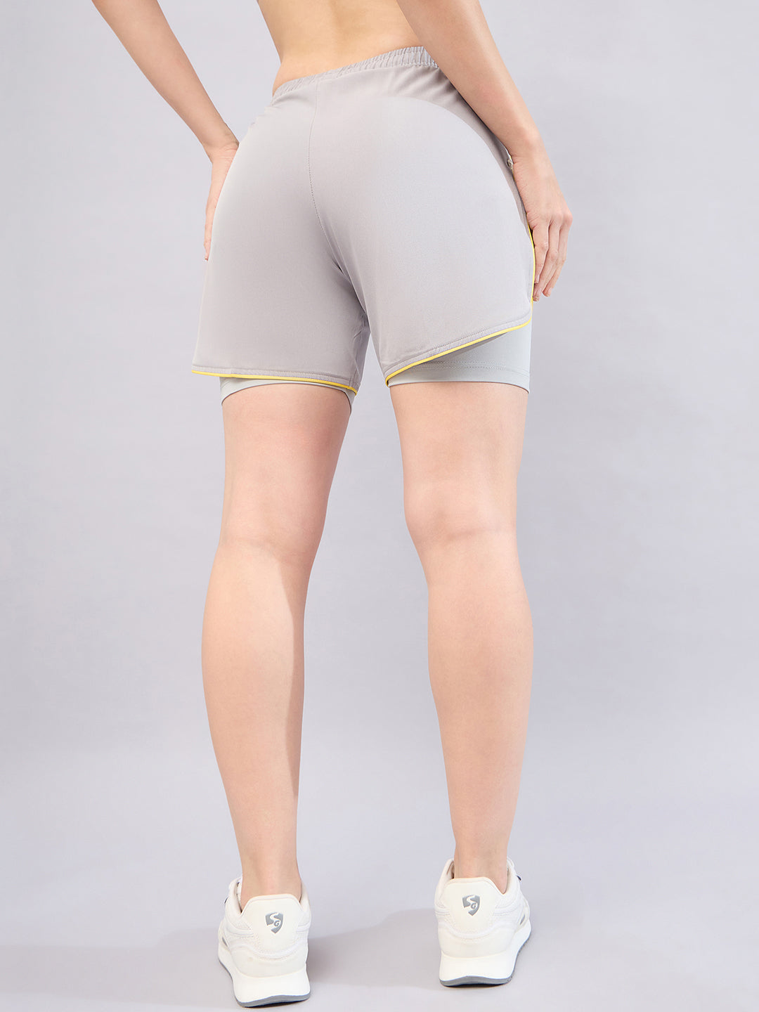 SG Women's H1WS8061 Shorts