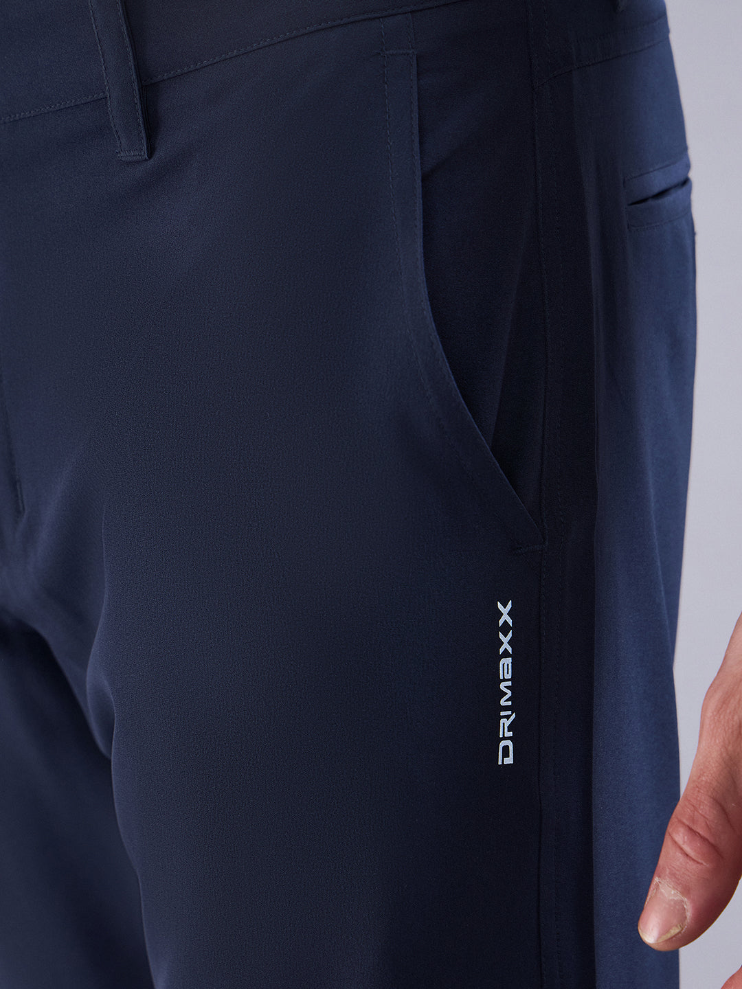 SG Men's H1MTP8036 Track Pant