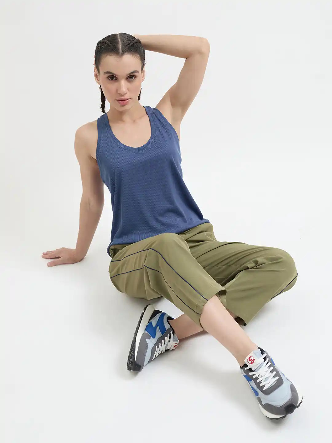 SG H1WTP83502 Women Khaki Track Pant