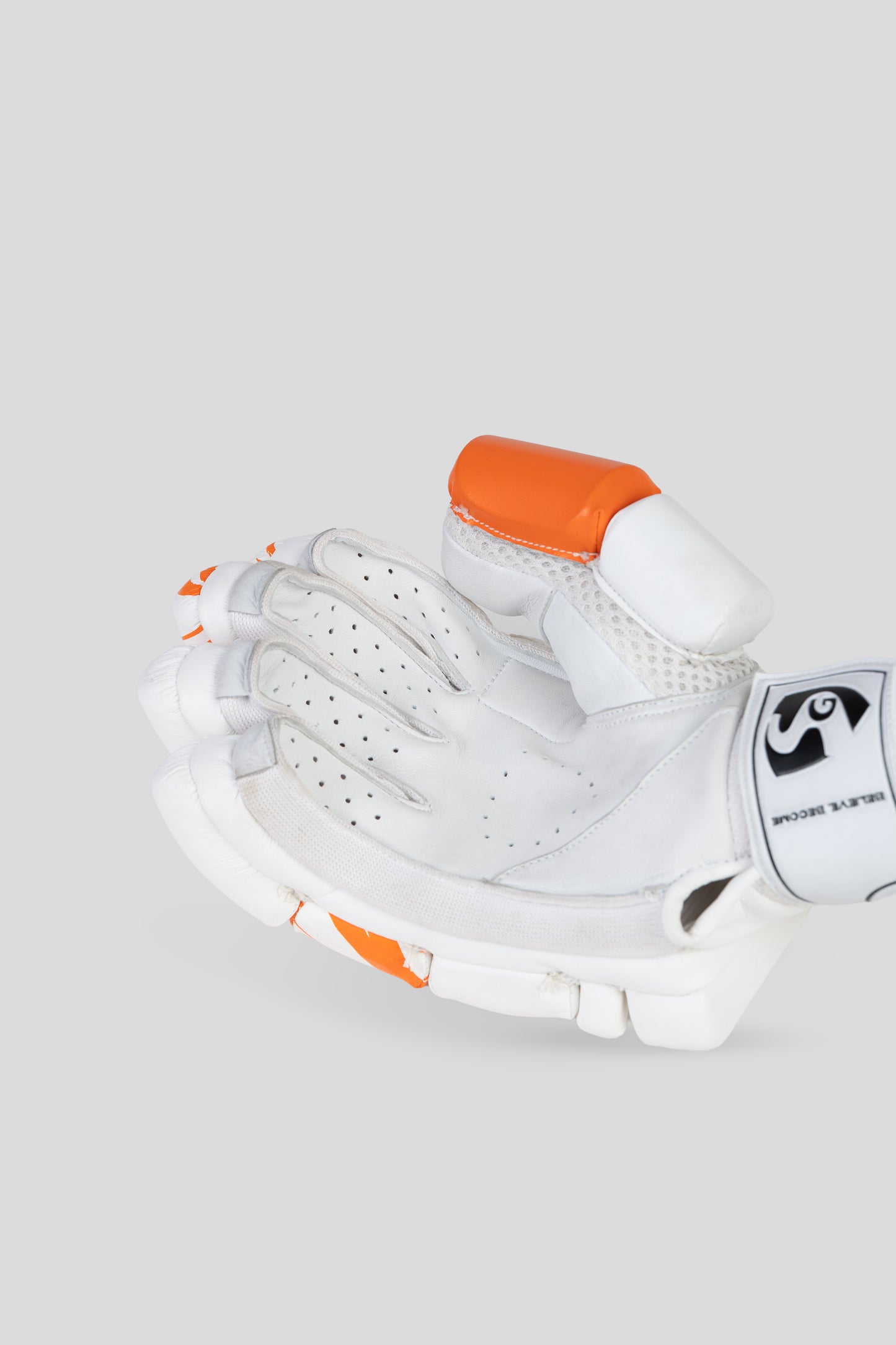 SG Swift Lite Batting gloves