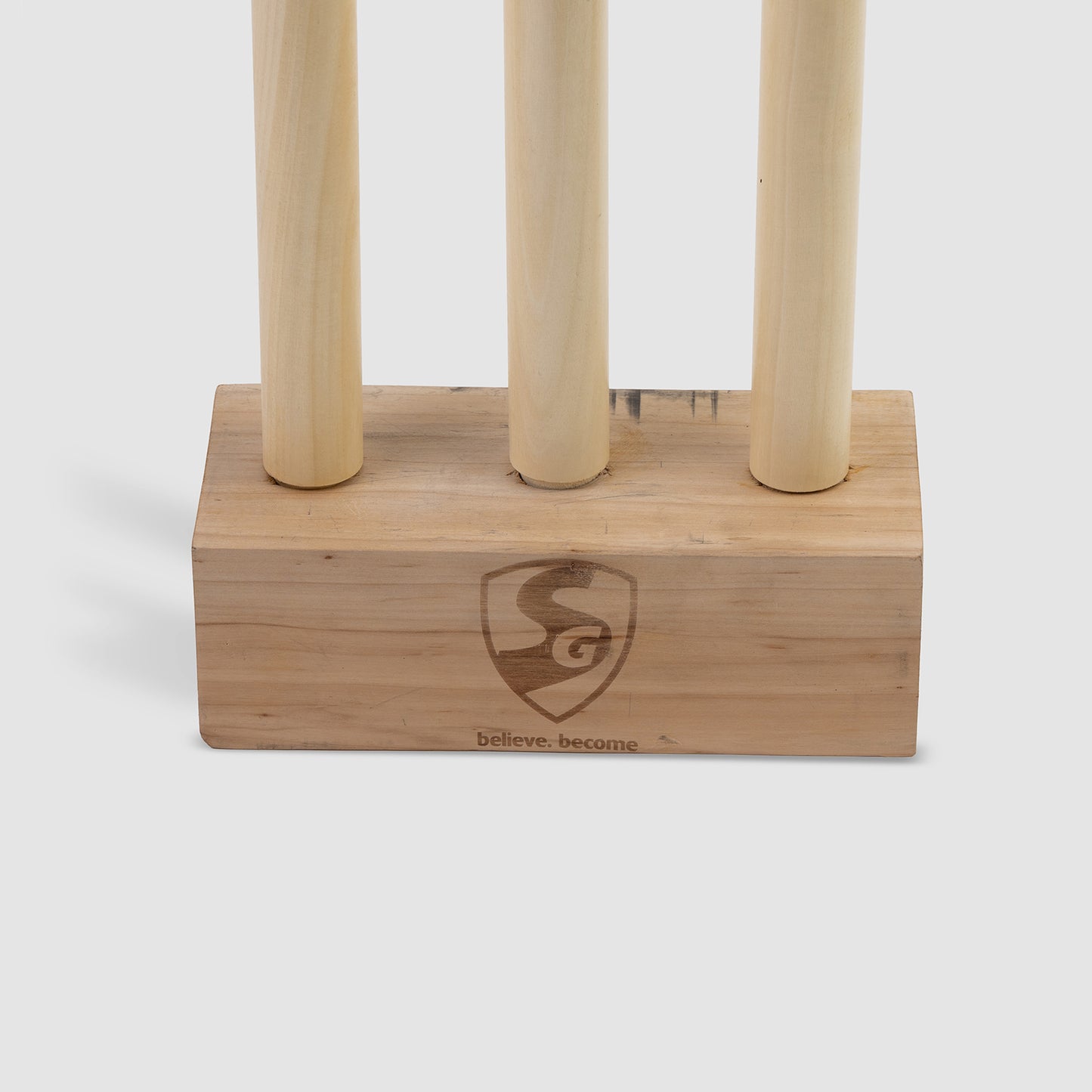 SG Club Cricket Stumps