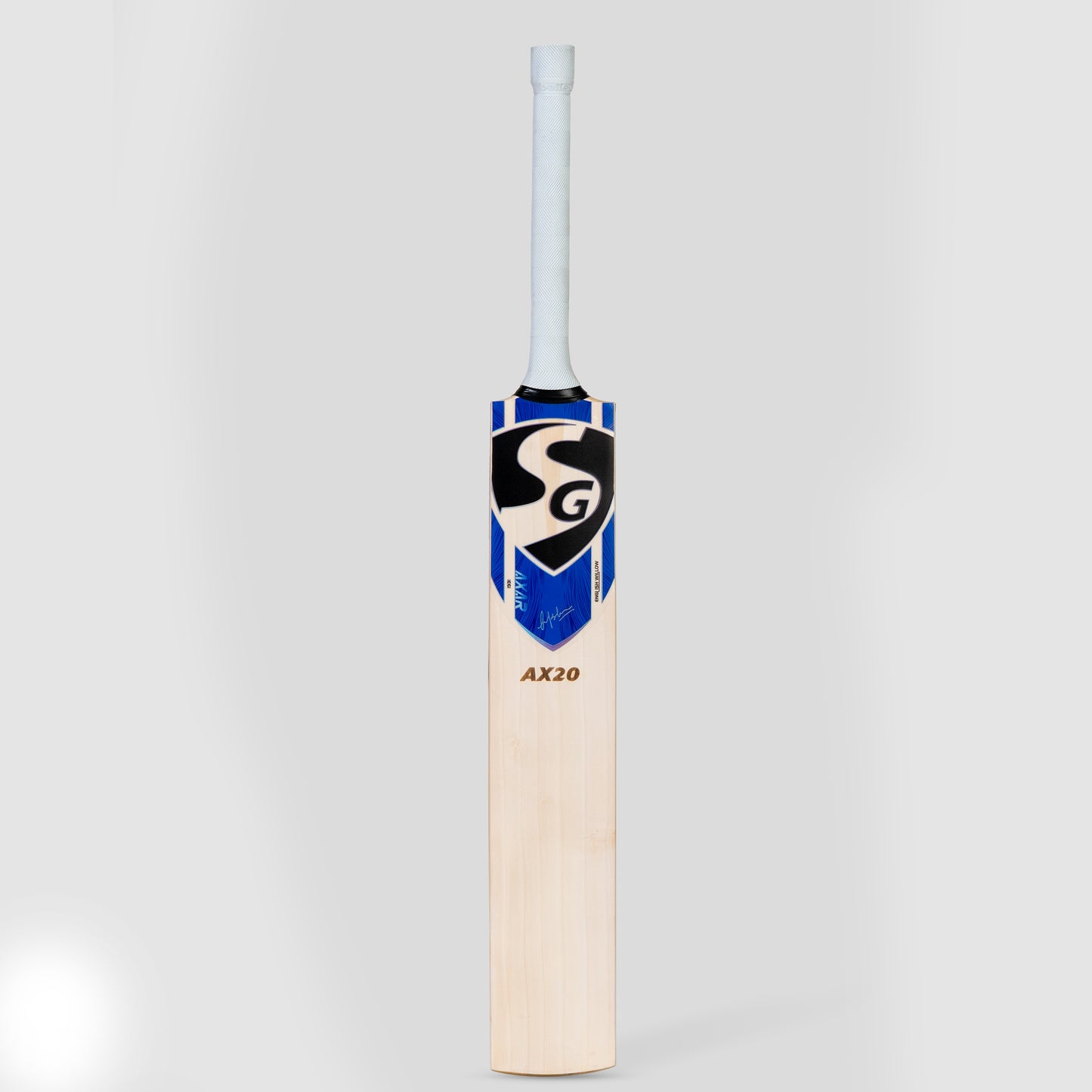 SG Axar Player English Willow bat