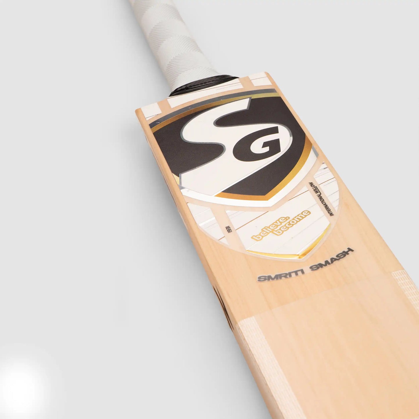 SG SM Smash Cricket Bat - Top Grade International Willow