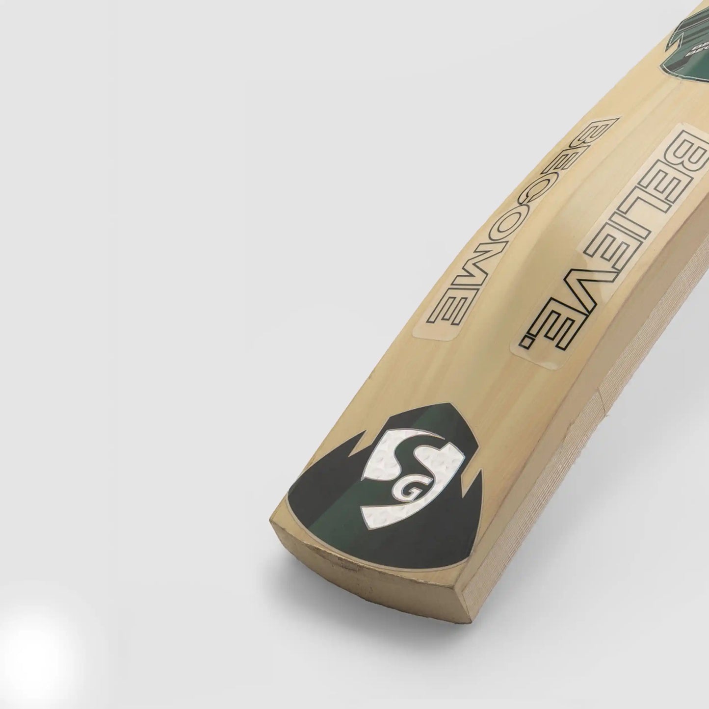 SG RSD Xtreme® English Willow Cricket Bat