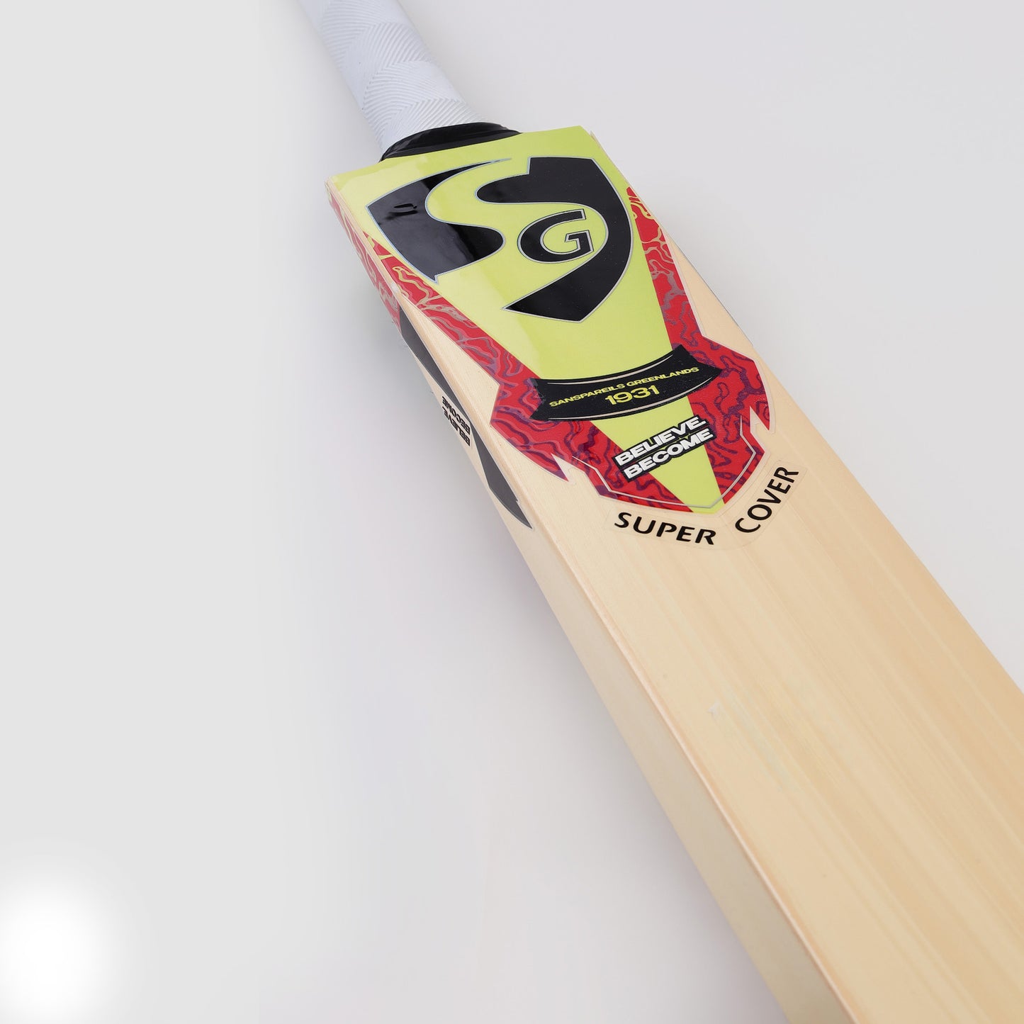 SG Super Cover™ English Willow Cricket Bat