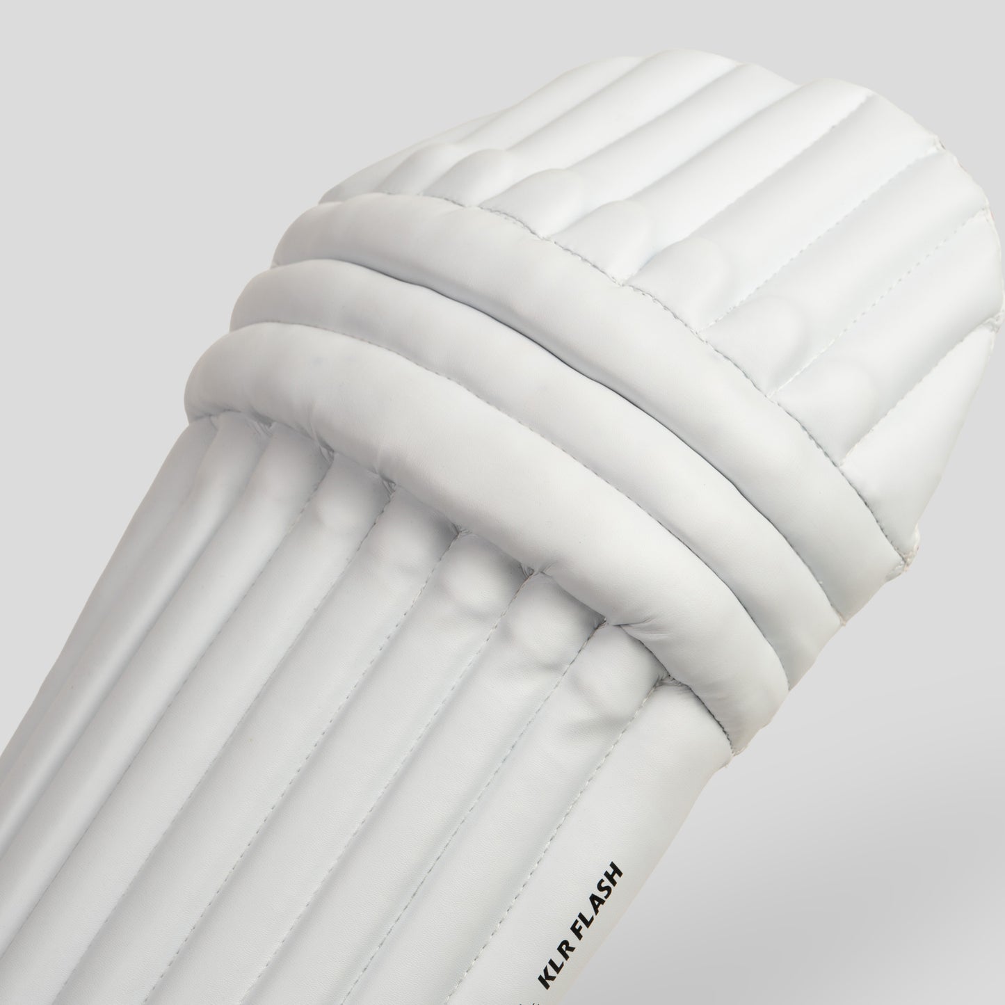 SG KLR Flash Batting Legguard