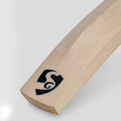 SG Axar Player English Willow bat