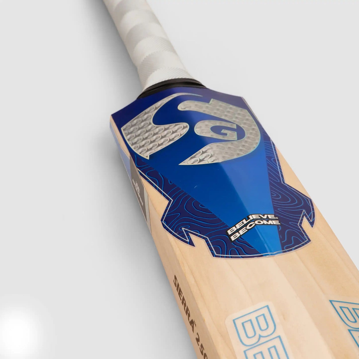 SG Sierra 250 English Willow Cricket Bat