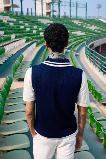 Signature Sleeveless Pullover (Navy)