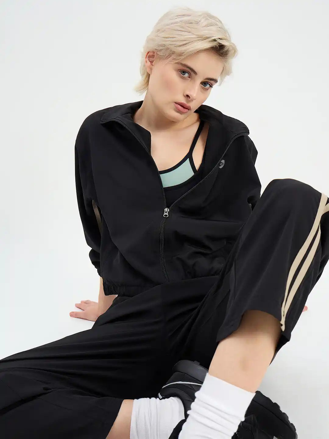 SG H1WTS83561 Women Black Tracksuit