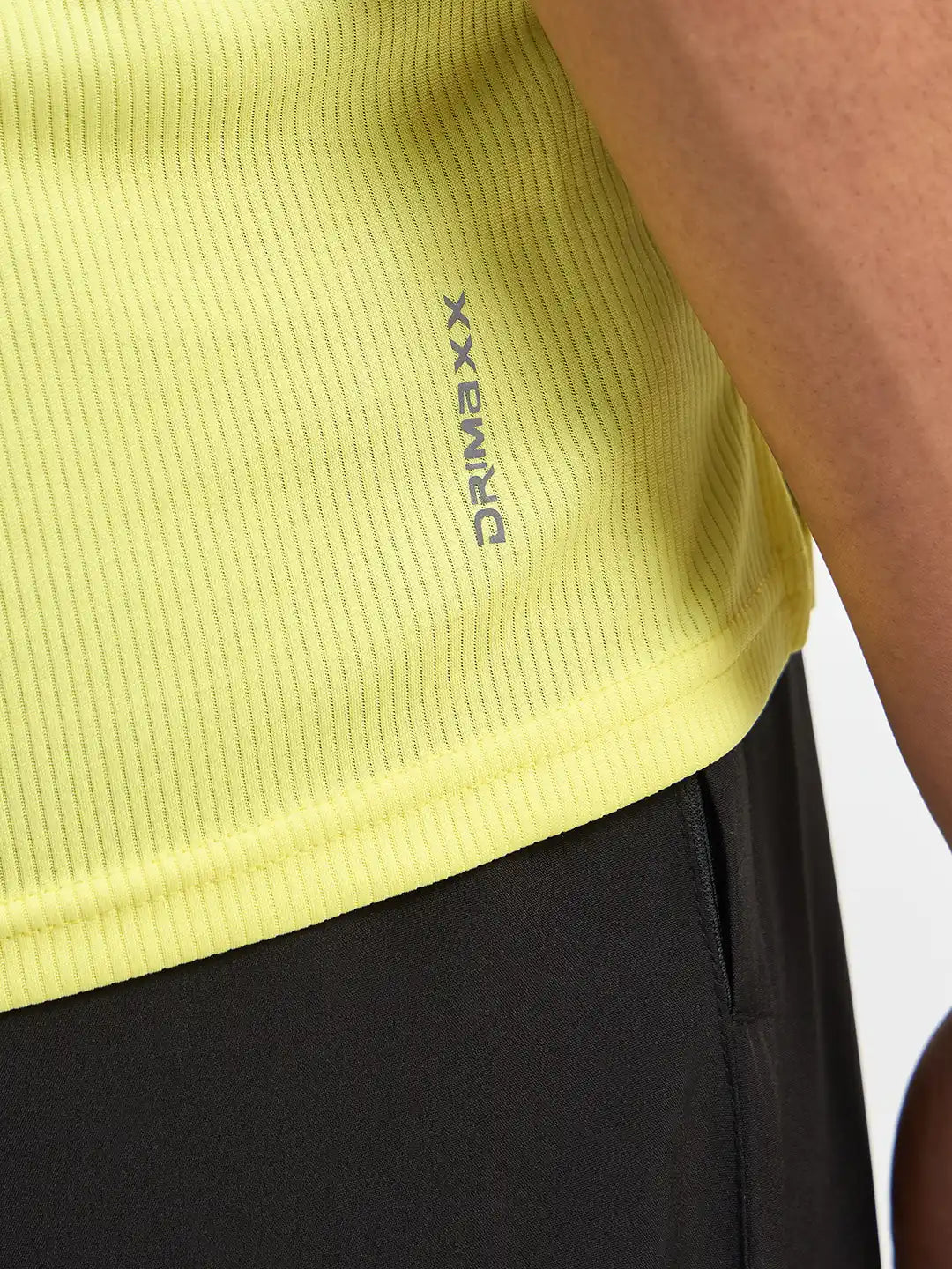 SG H1MP83862 Men Illuminety Polo T-Shirt