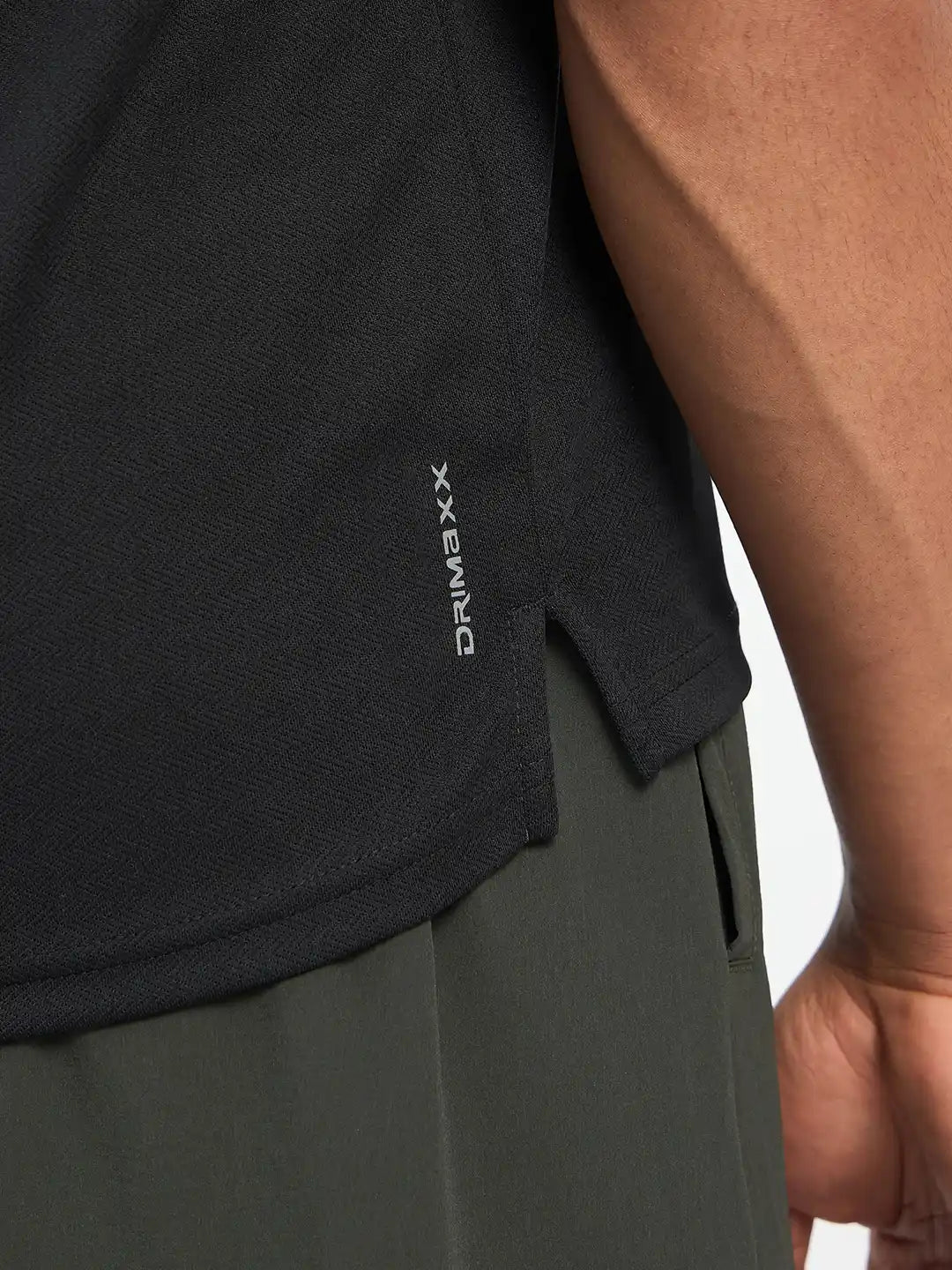 SG H1MP83791 Men Black/Grey Polo T-Shirt