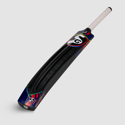 SG T-100 Plastic Bat
