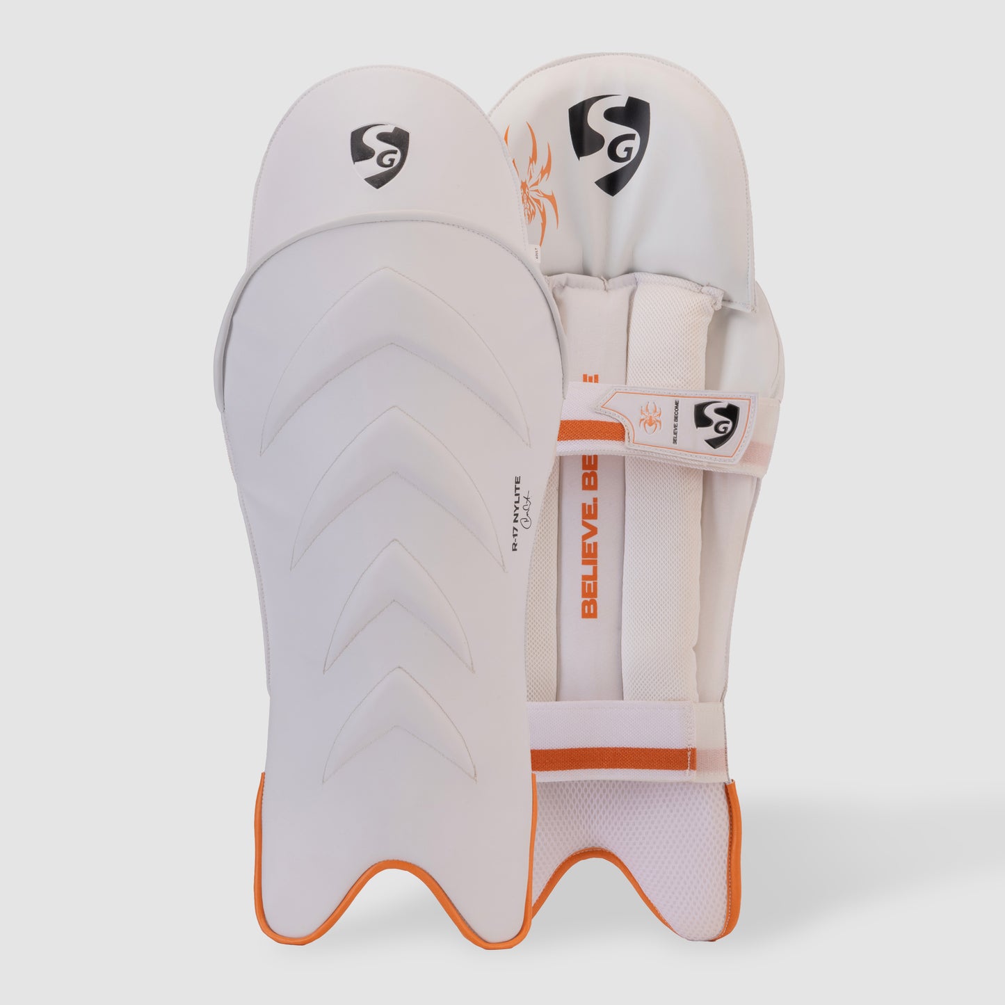 SG R-17 Wicket Keeping Legguard