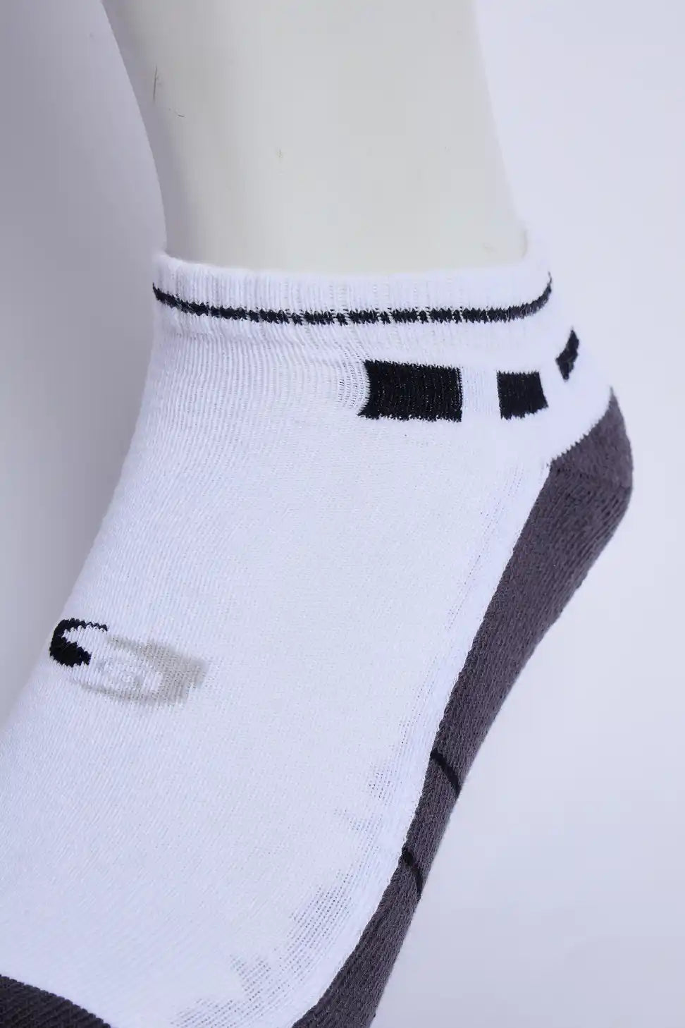 Jump Men’s Half Terry Sneaker Socks – White & Dark Grey