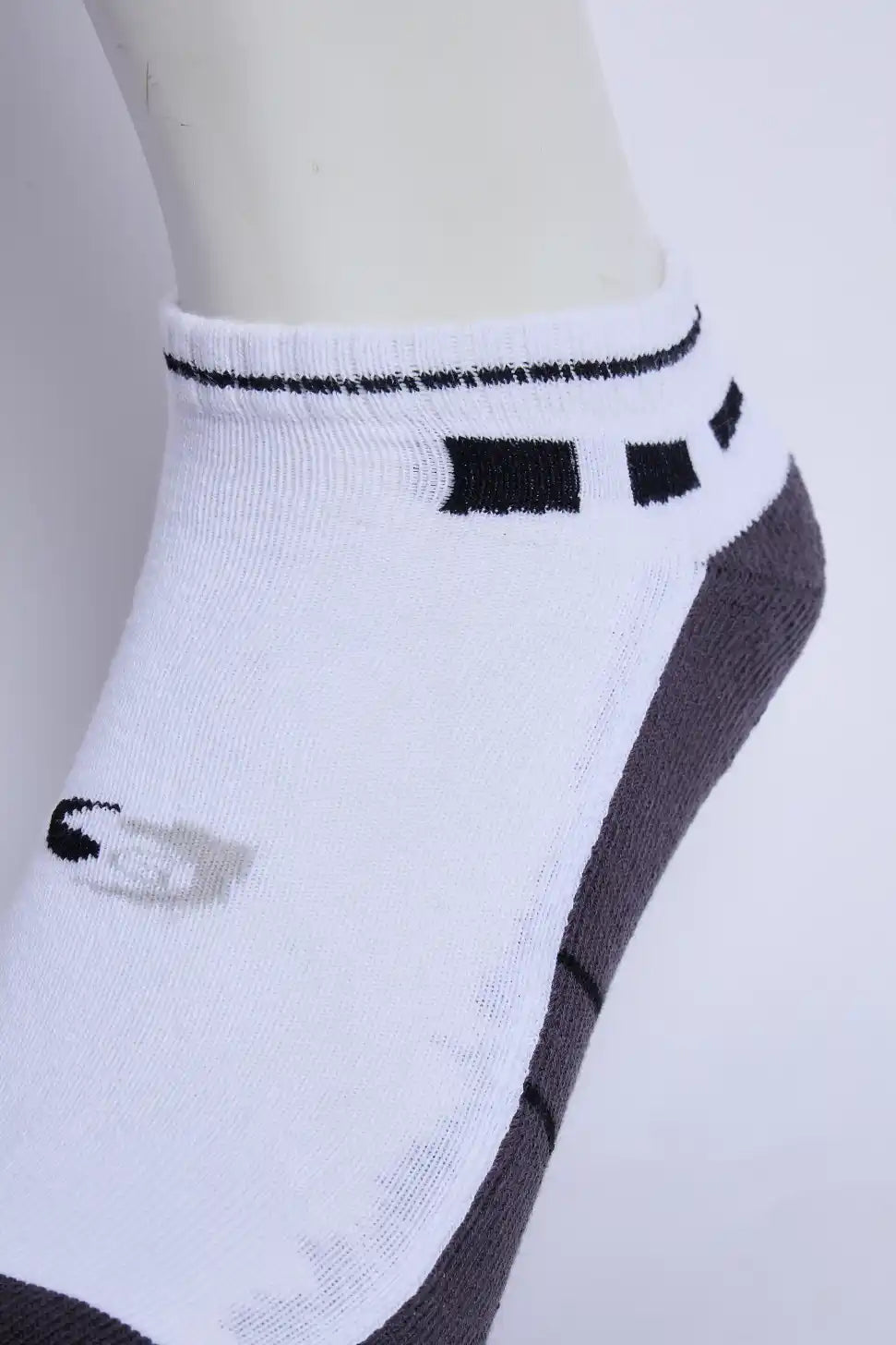 Jump Men’s Half Terry Sneaker Socks – White & Dark Grey