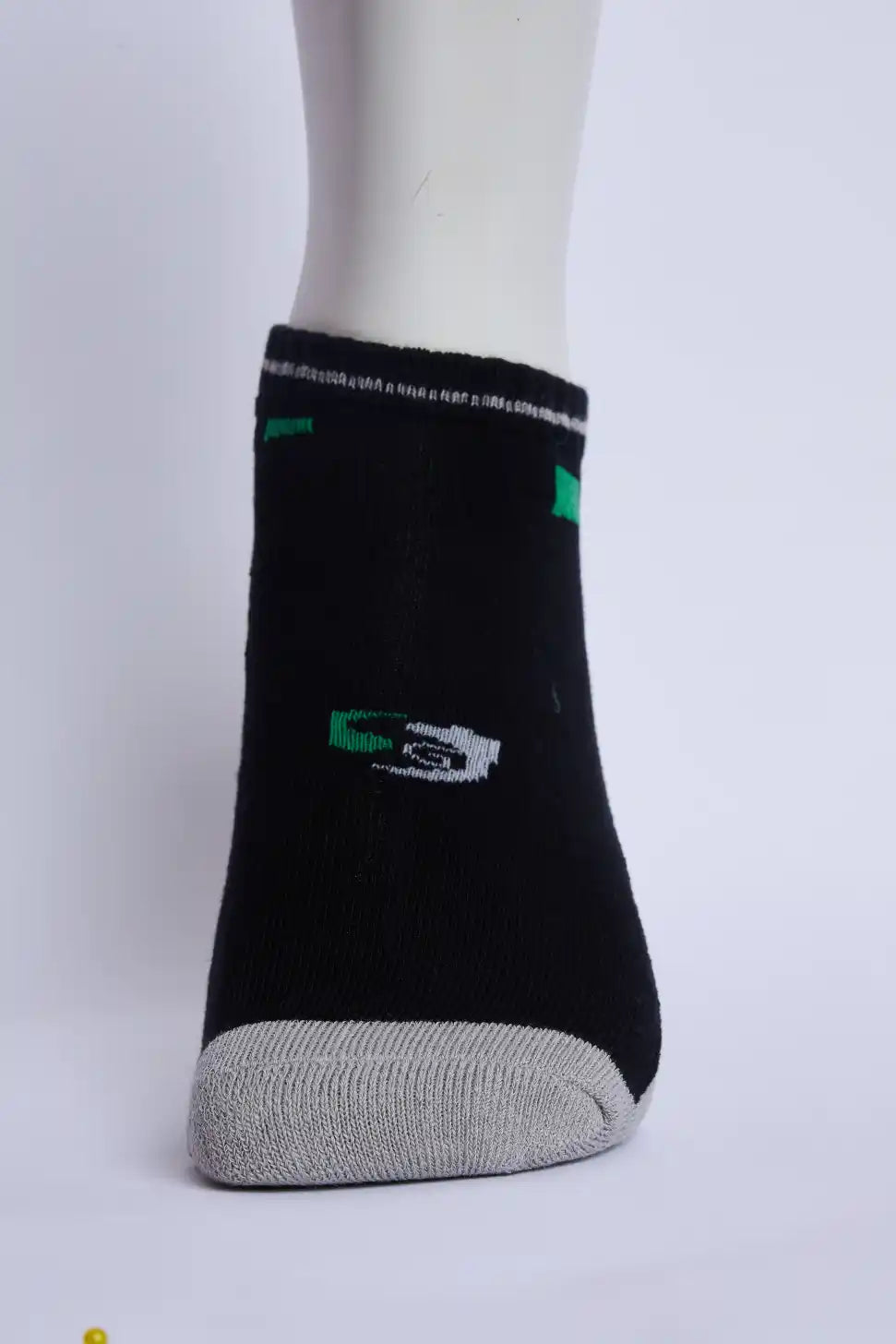 Jump Men’s Half Terry Sneaker Socks – Black & Light Grey