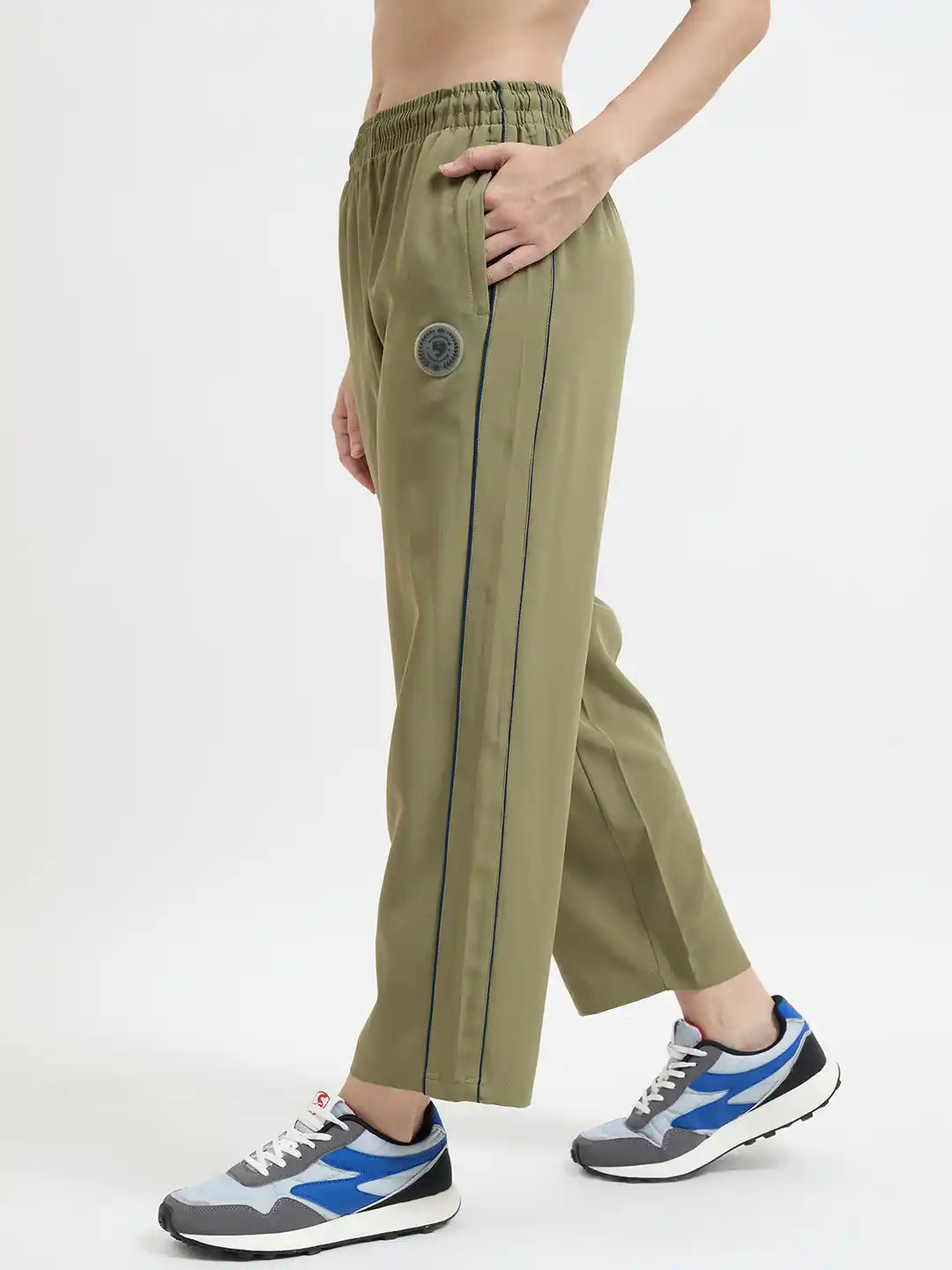 SG H1WTP83502 Women Khaki Track Pant