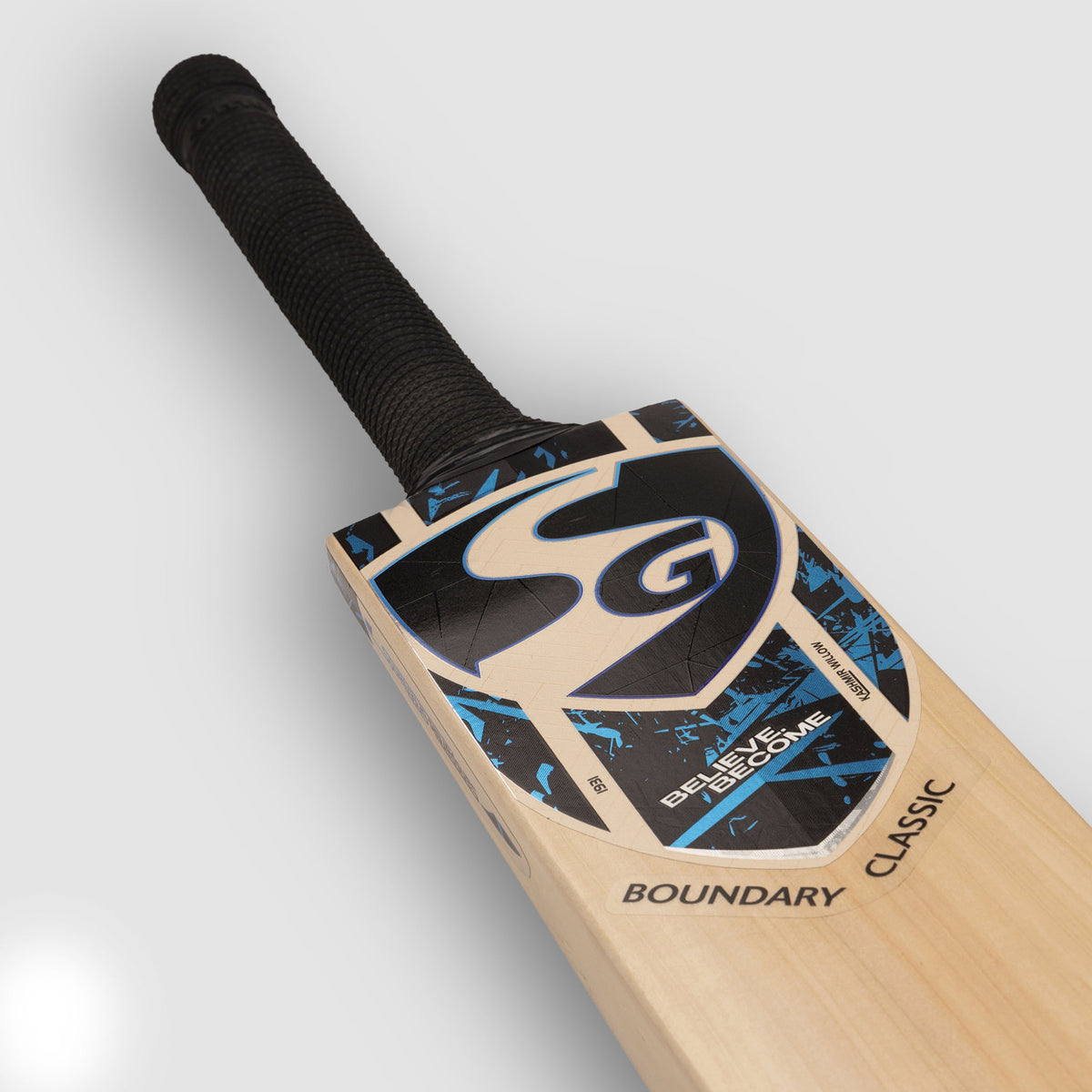 SG Boundary Classic Kashmir Willow Cricket Bat