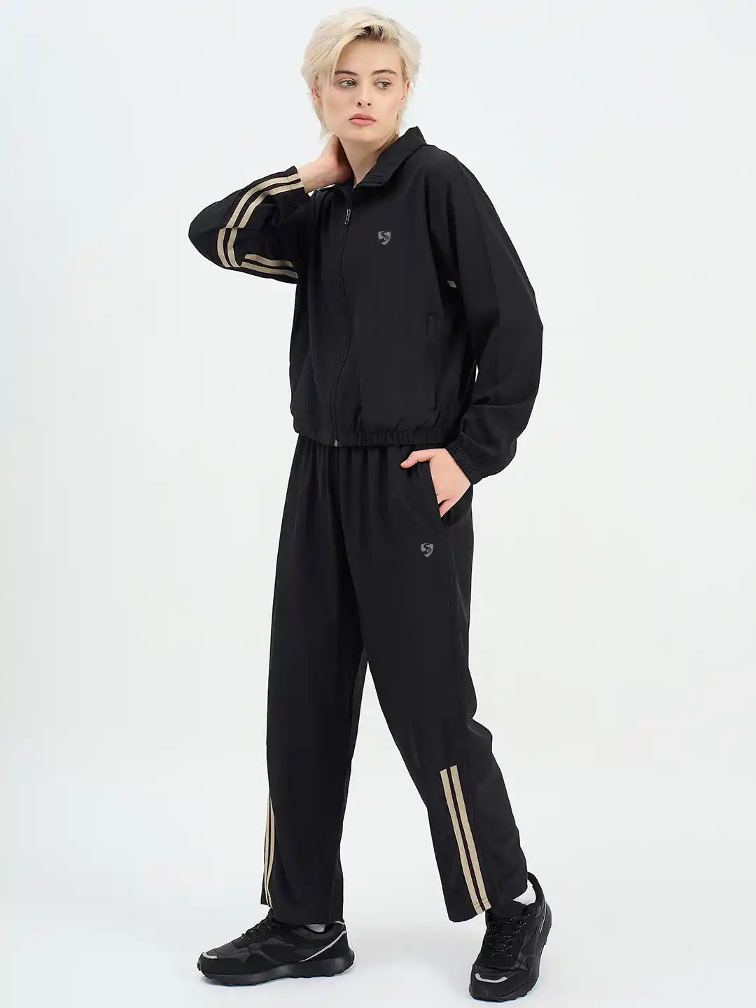 SG H1WTS83561 Women Black Tracksuit