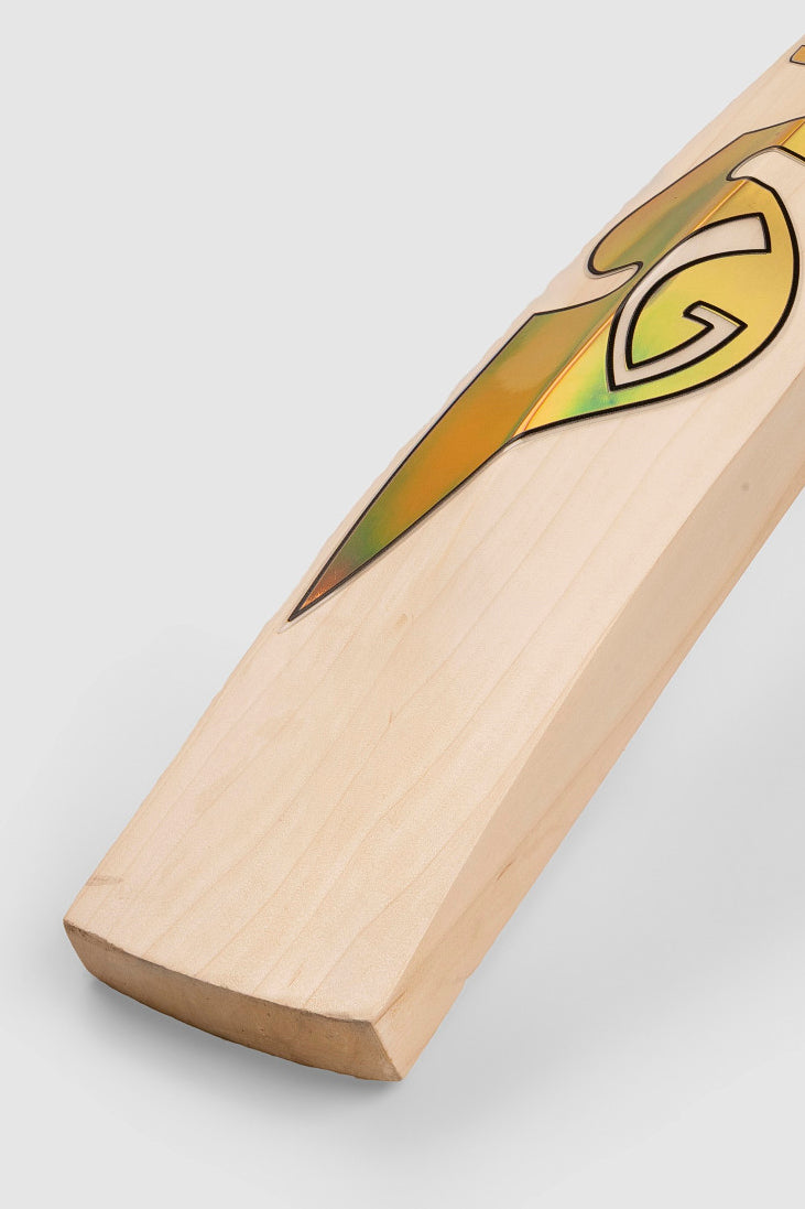 SG Sunny Gold Icon English Cricket Bat