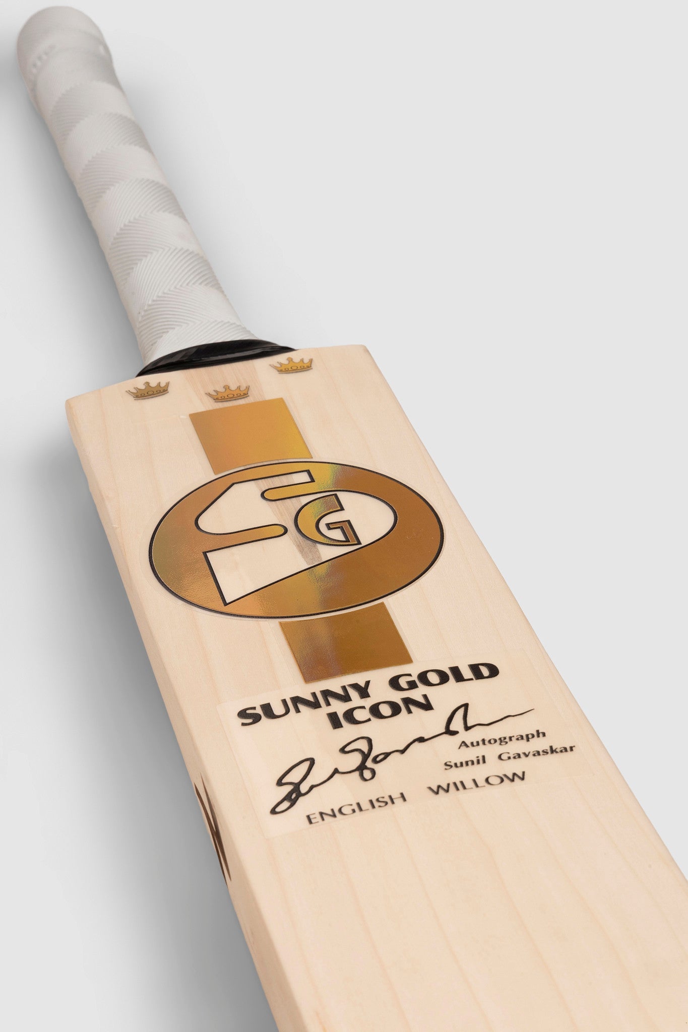 SG Sunny Gold Icon English Cricket Bat