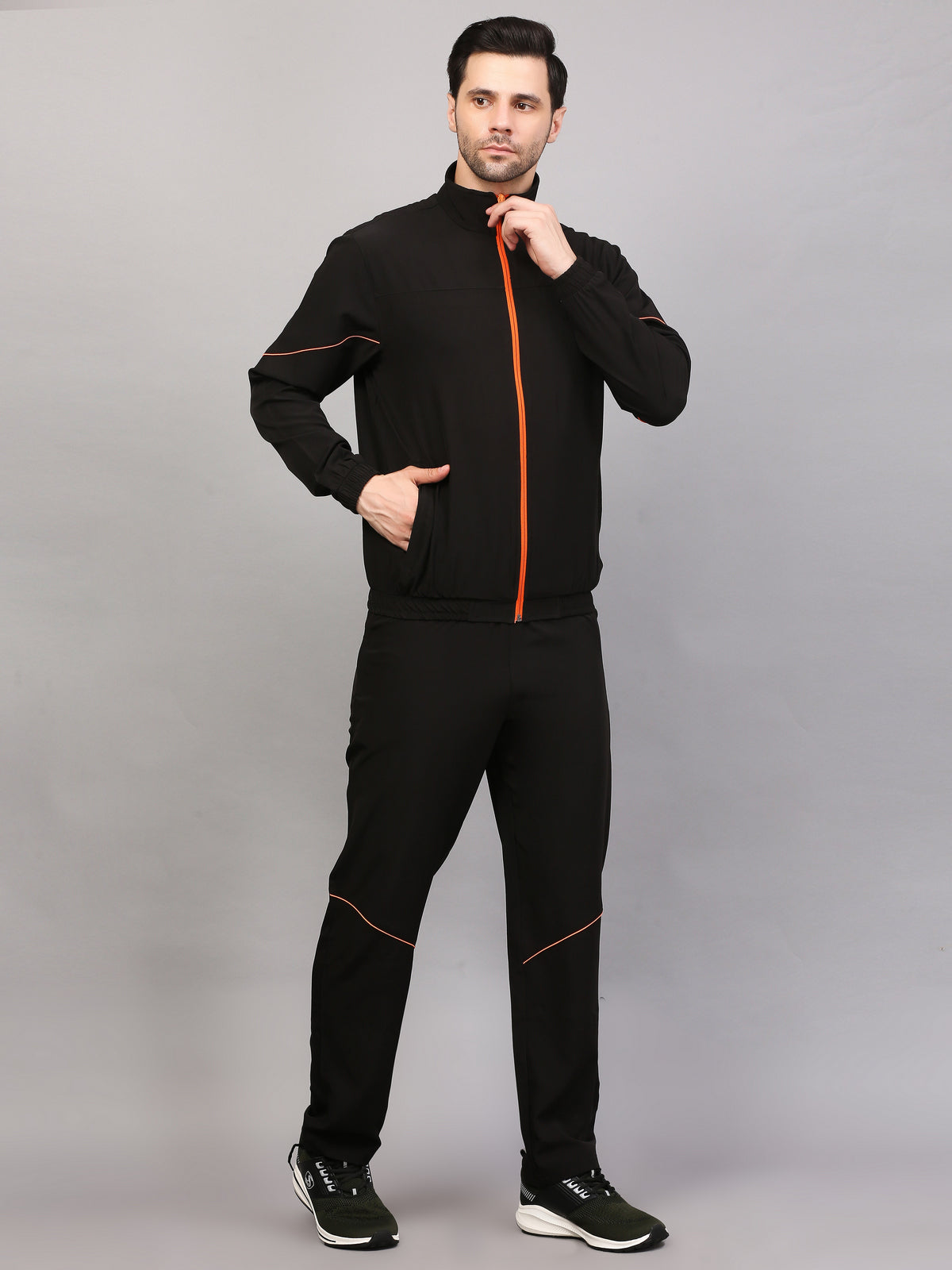 TRACKSUIT MEN SG MPMTS0014 BLACK/ORANGE