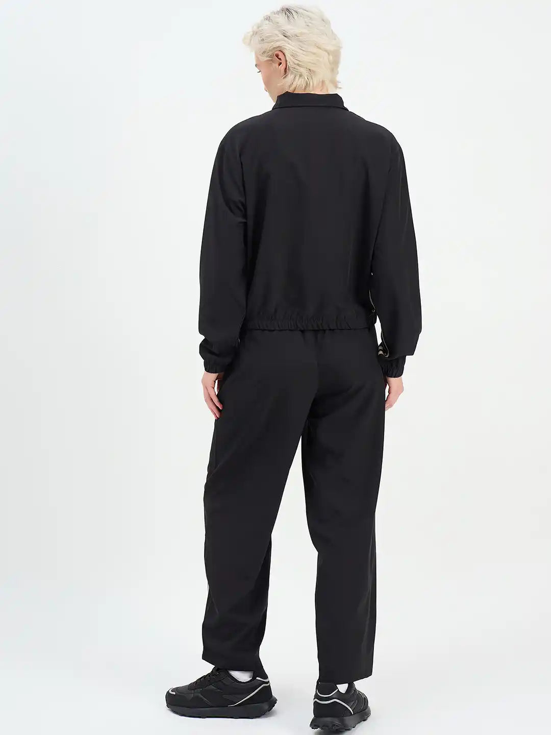 SG H1WTS83561 Women Black Tracksuit