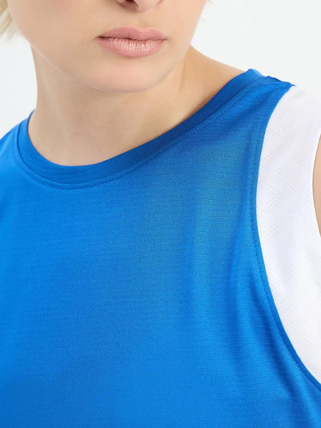 SG H1WV83081 Women Royal Blue T-Vest
