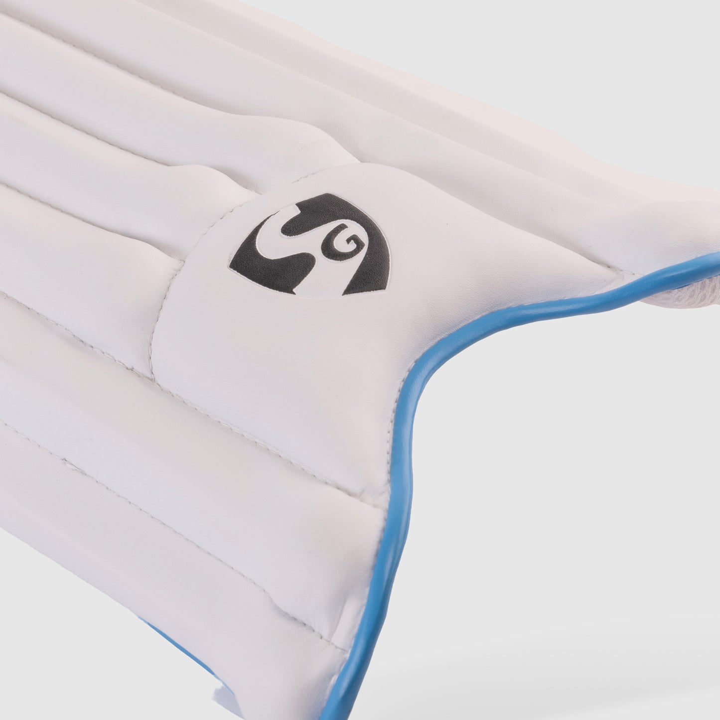 SG Super Club Batting Legguard