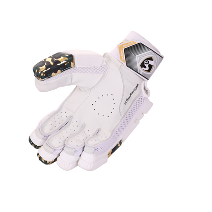 SG Savage Lite Batting Gloves