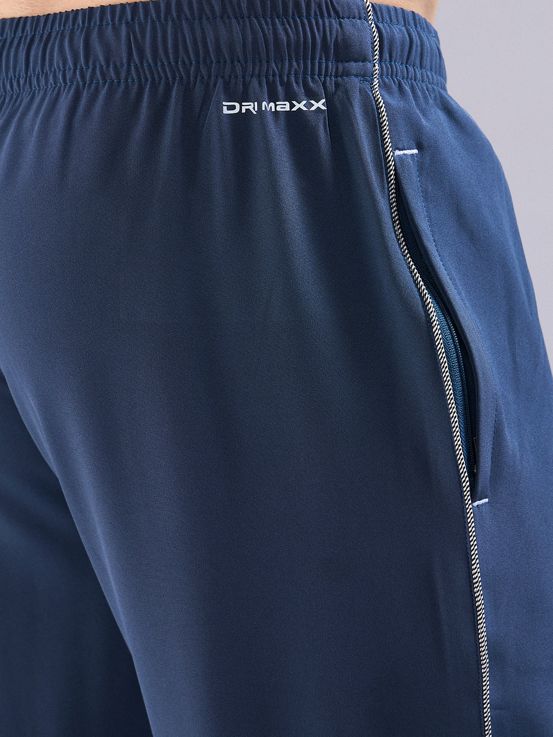 SG Men's H1MTP8035 Track Pant