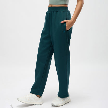 SG On Court Trackpant Loose Fit  - Women's