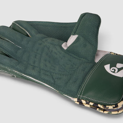 Savage Wicket Keeping Gloves - W.K. Gloves