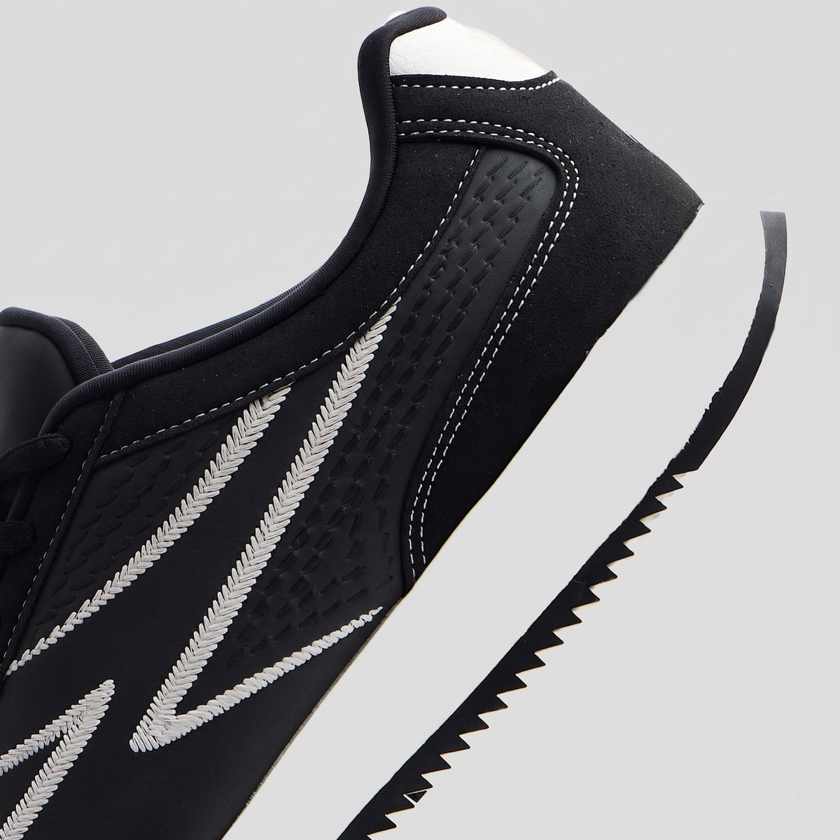 SG HP33 Limited Edition Privee Lifestyle Shoes - Panda Black