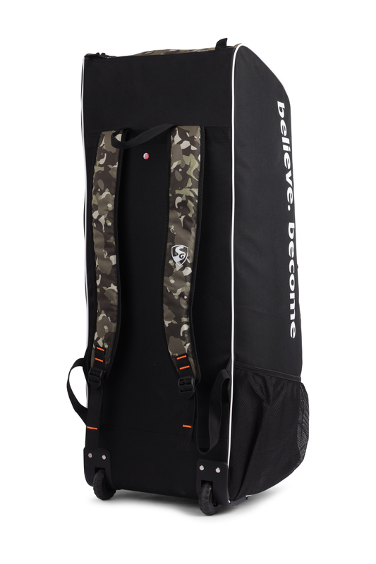 SG Blazepak Duffle Wheelie Kit Bag