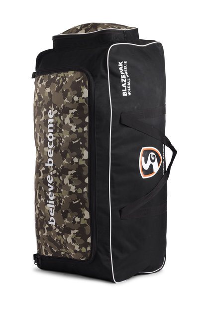 SG Blazepak Holdall Wheelie Kit Bag