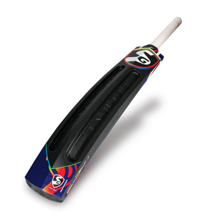 SG T-100 Plastic Bat