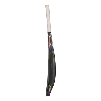 SG T-100 Plastic Bat