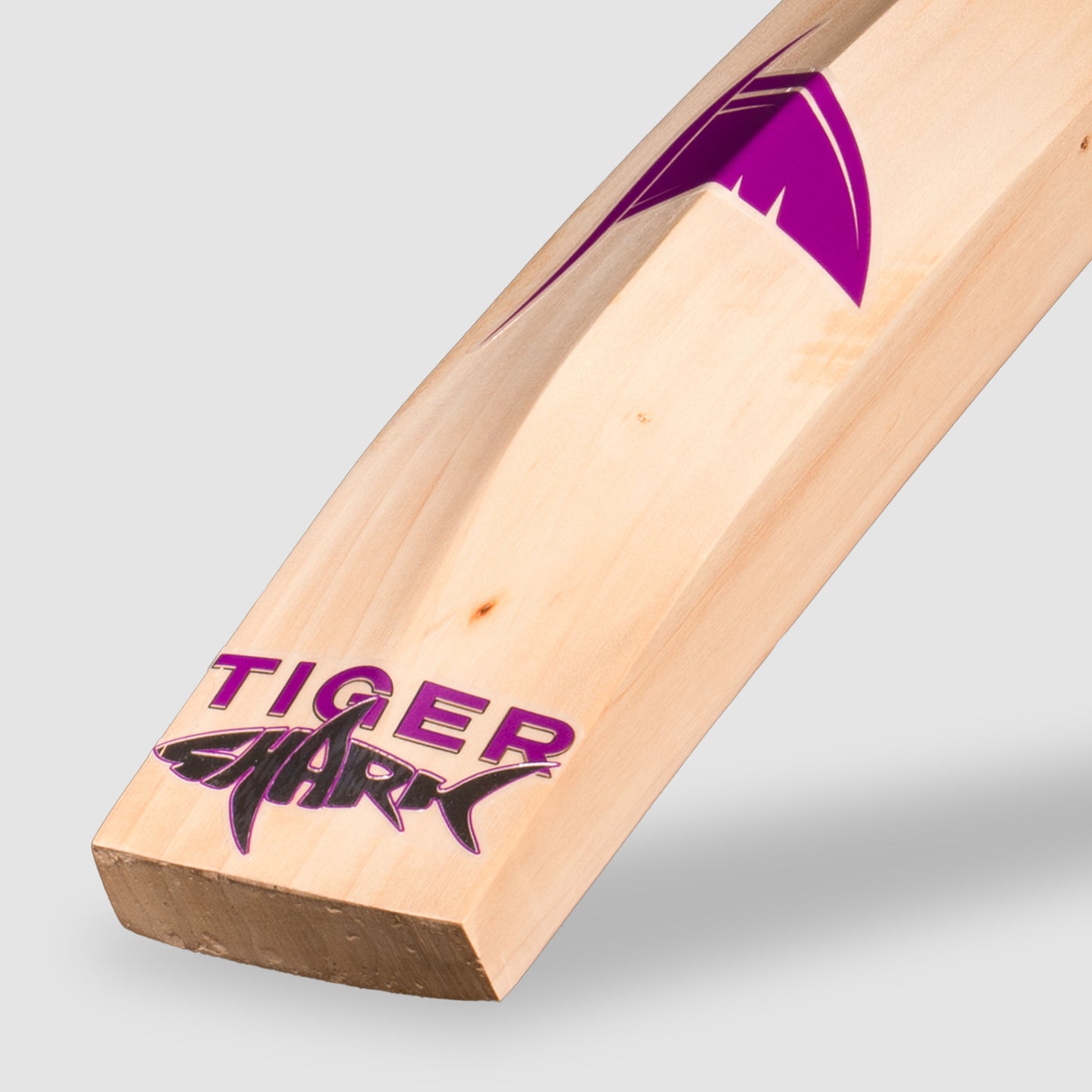 SG Tiger Shark English Willow bat