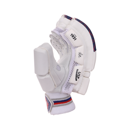 SG KLR 1 Batting gloves