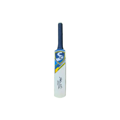 Cricket SG IK Mini Bat: Precision Craftsmanship for Dynamic Cricketing