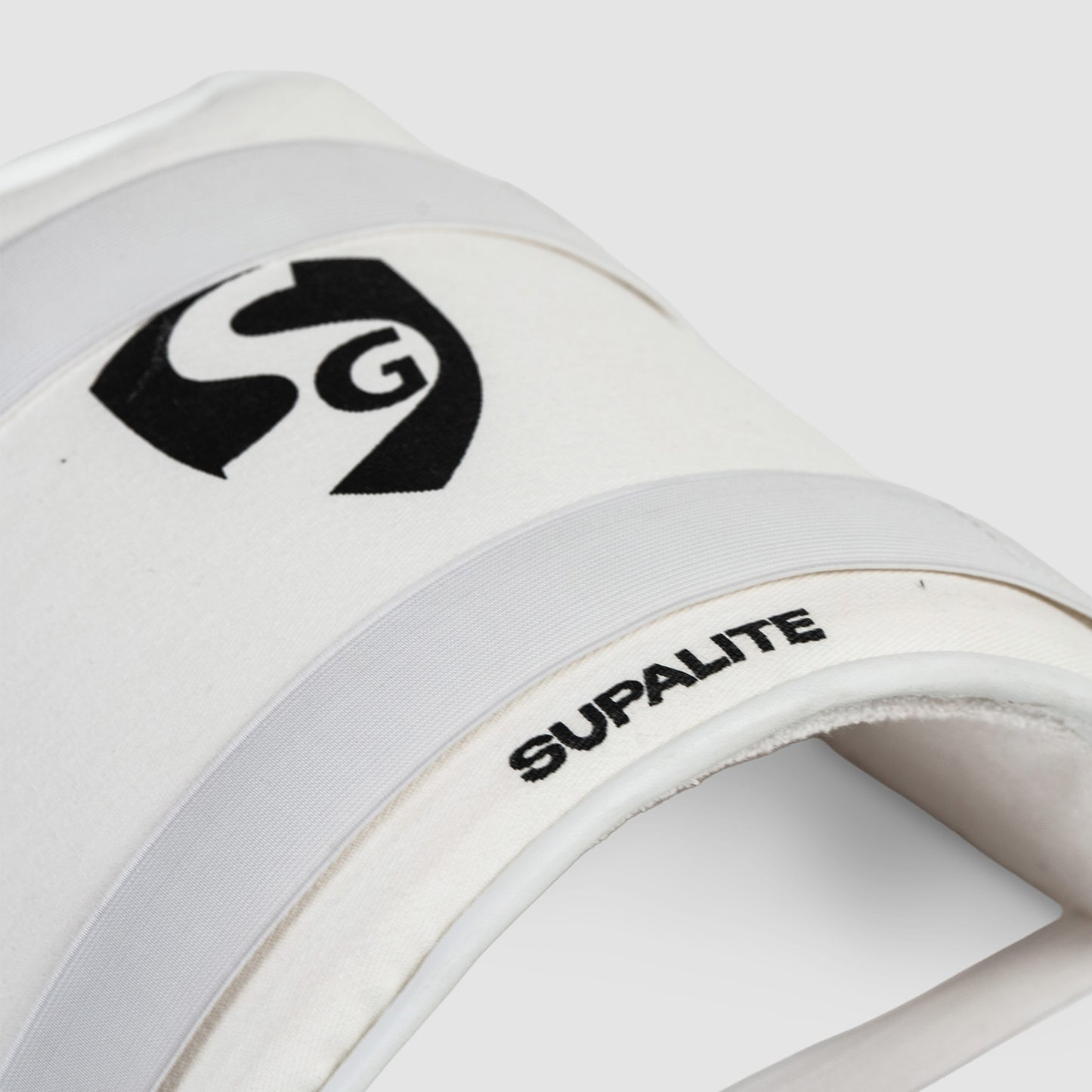 SG Supalite chest guard