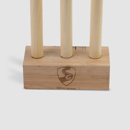 SG Club Cricket Stumps
