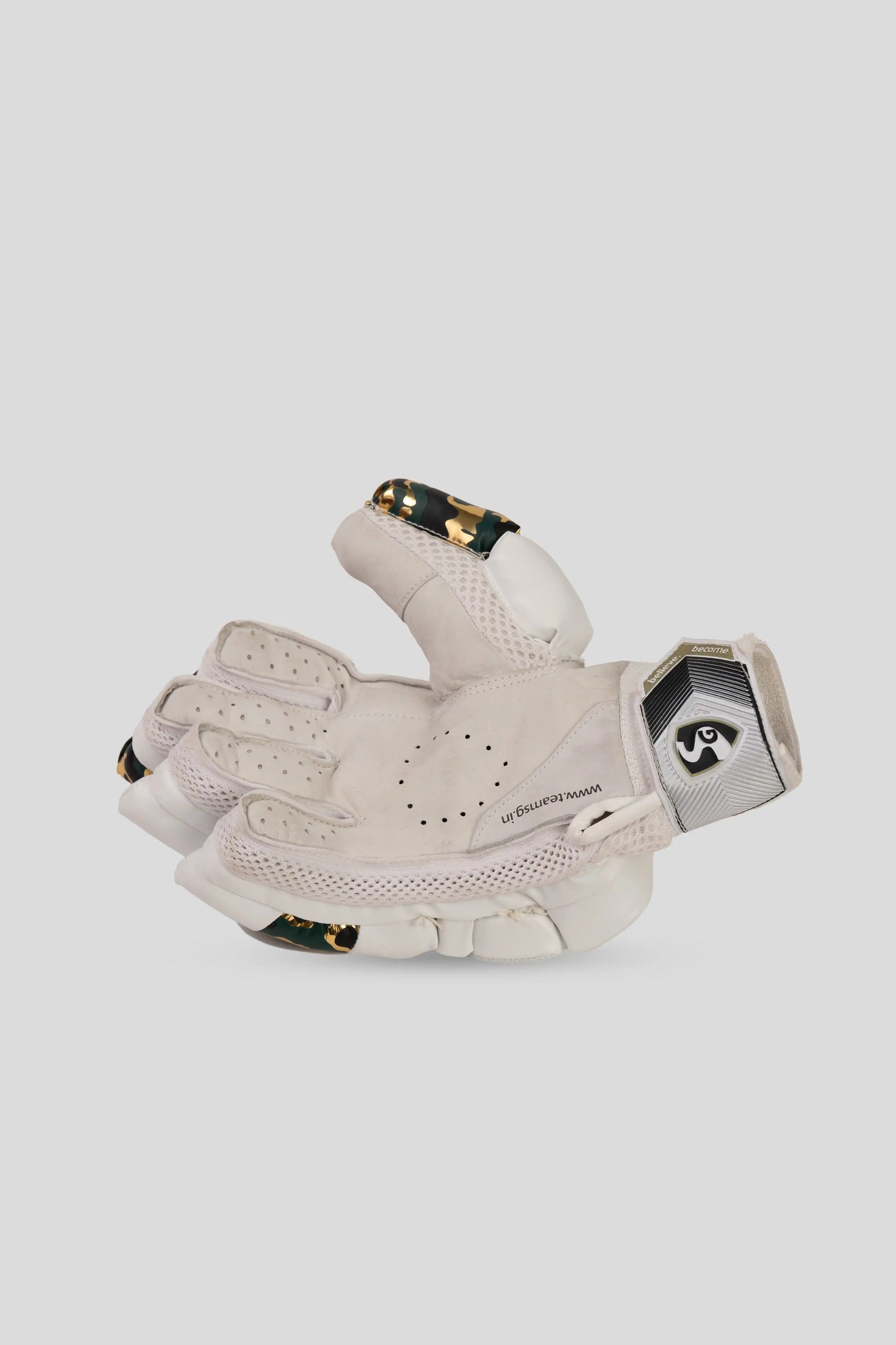 SG HP Select Batting Gloves