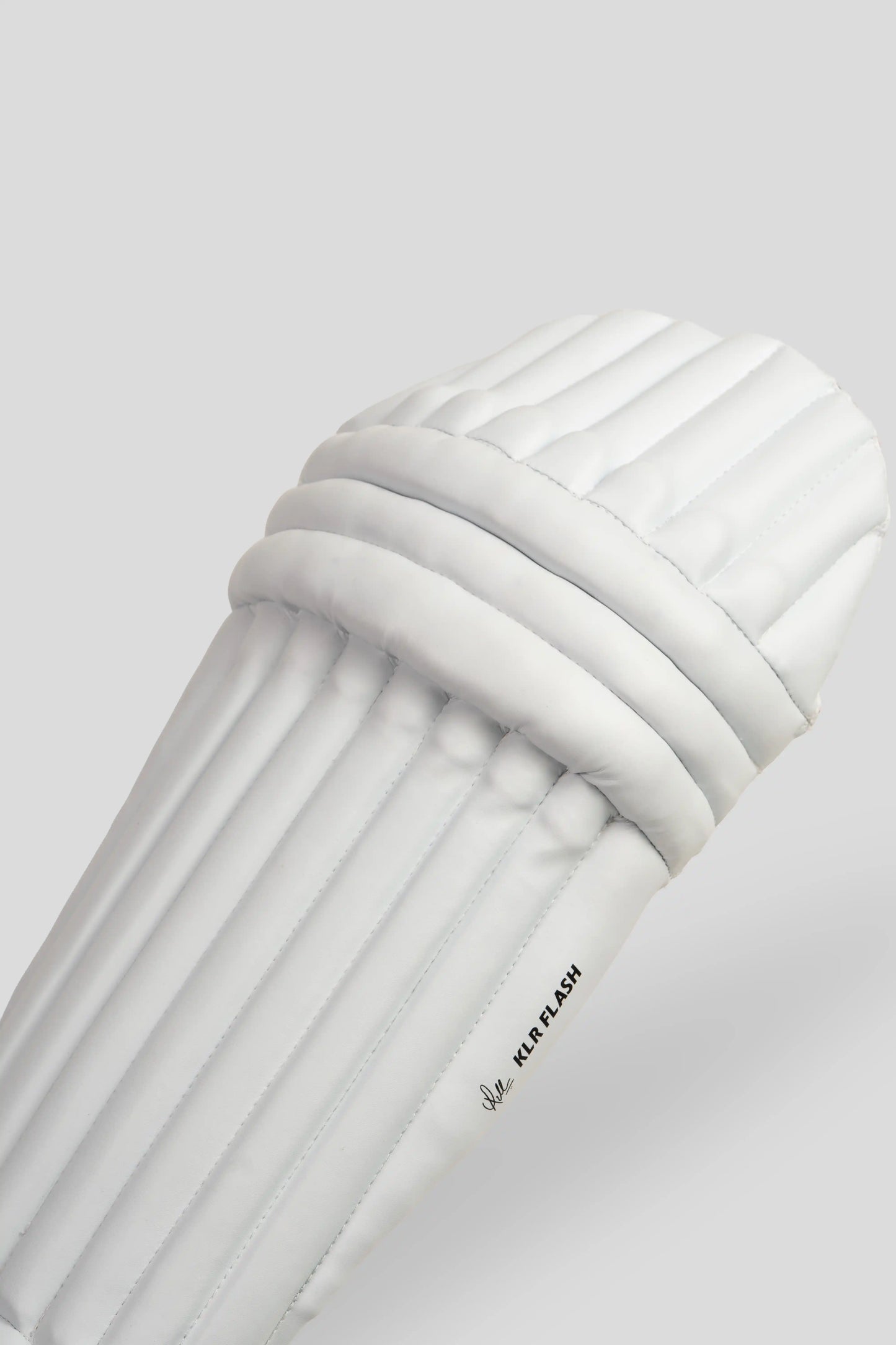SG KLR Flash Batting Legguard